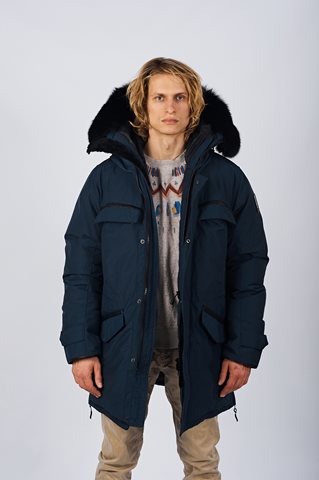Men’s Down Winter Jackets Perfect for Winter in Canada dsc 8872
